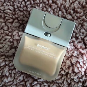 Beauty Blender Bounce Liquid Whip Foundation (1.4)